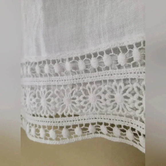 M | Sleeveless linen dress with crochet detailing, Size S - Picture 6 of 10